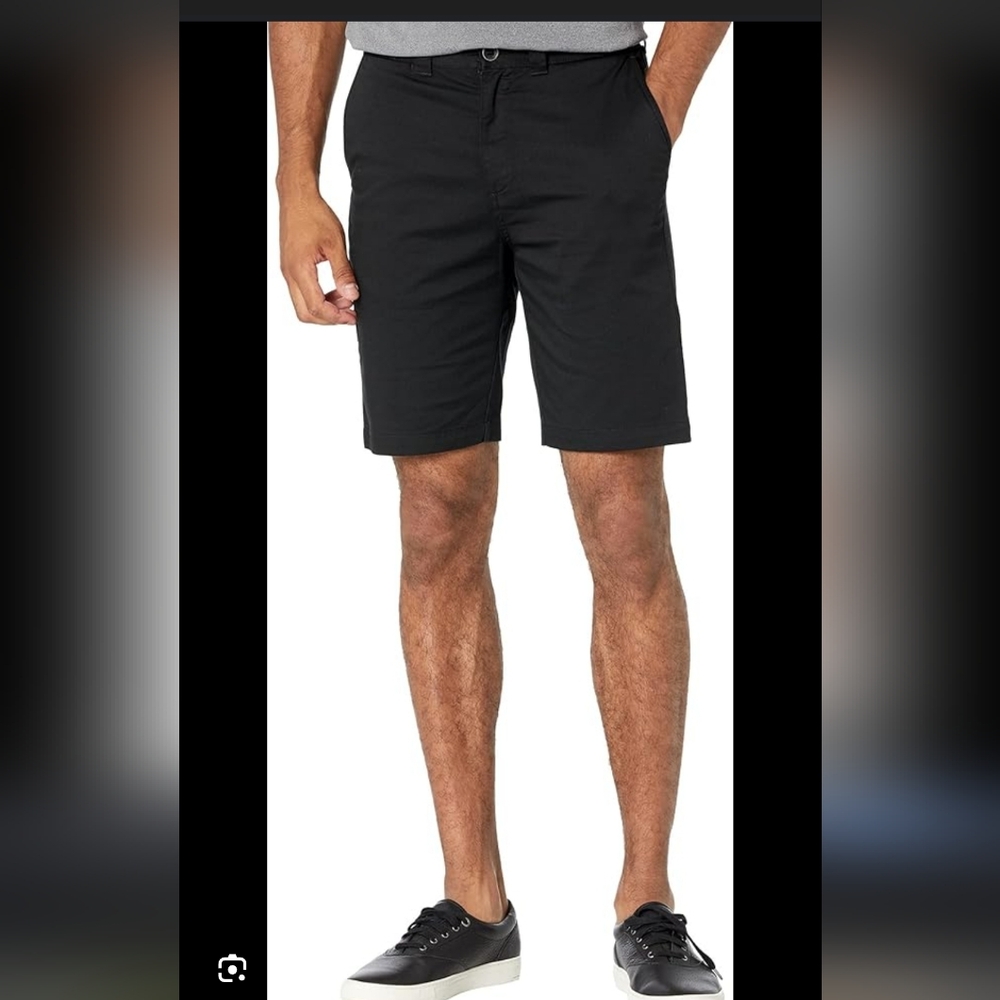 Billabong Men's Classic Black Carter Shorts